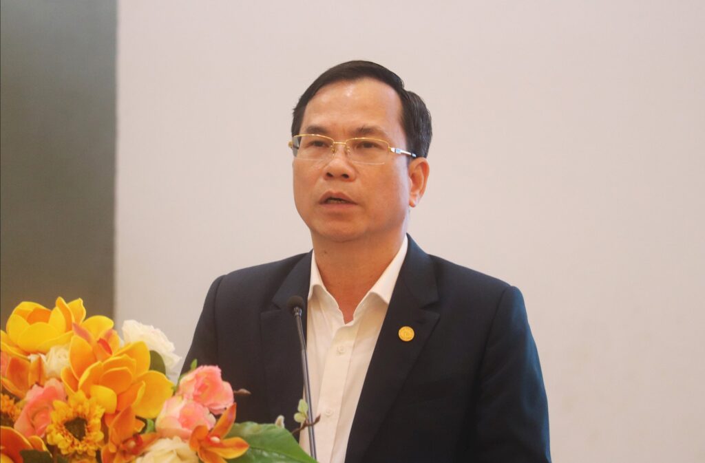 Tham van y kien ung dung khoa hoc cong nghe 2025 1764916831