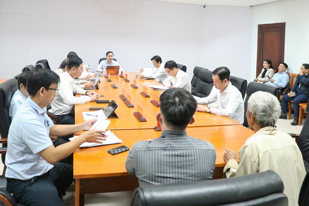 Tiep cong dan thang 12 2025