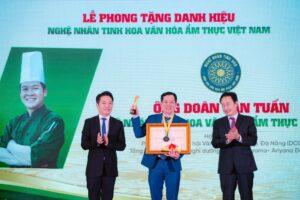 vinh-danh1