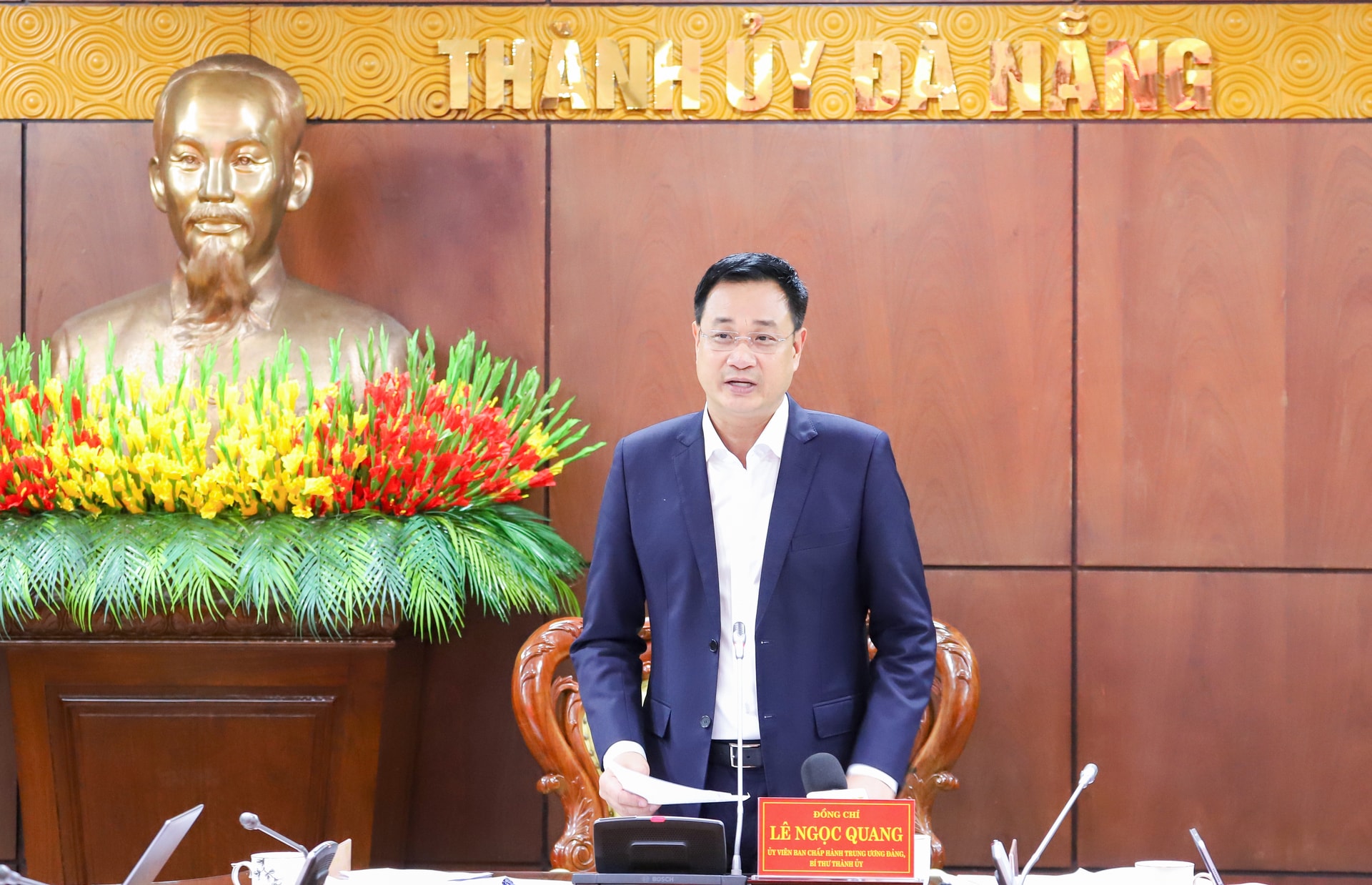 28 bi thu 21