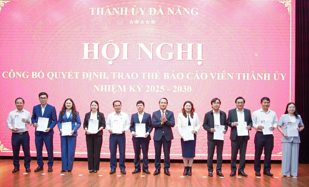 50 the bao cao vien thanh uy