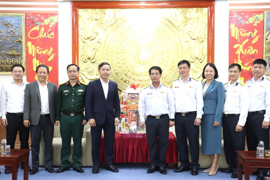 Chuc tet quan doi 2026