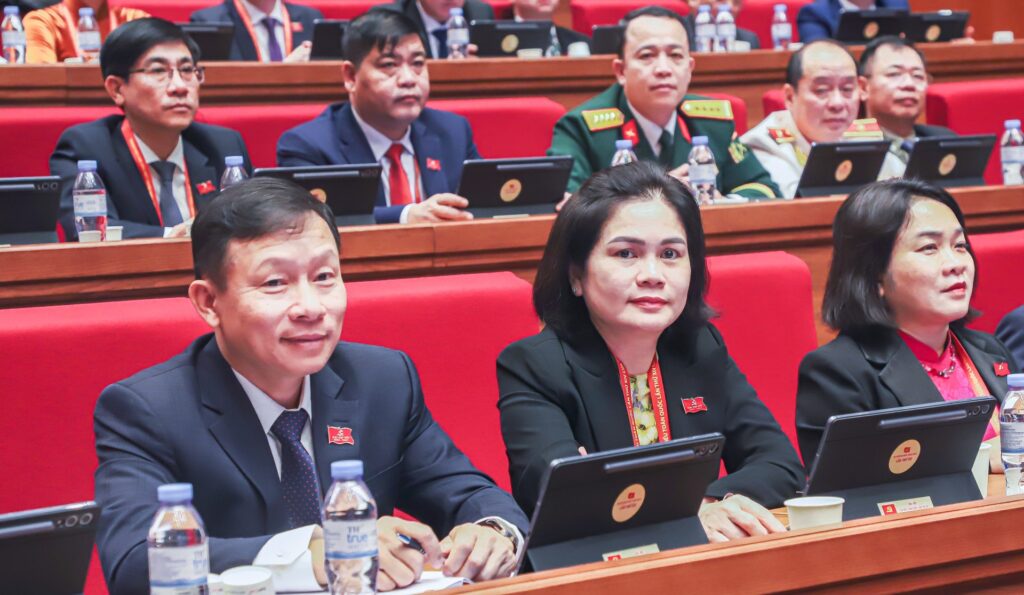 Dai hoi Dang ngay lam viec thu 3 16