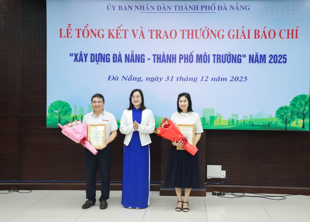 Giai bao chi Da Nang Xay dung thanh pho moi truong 2025