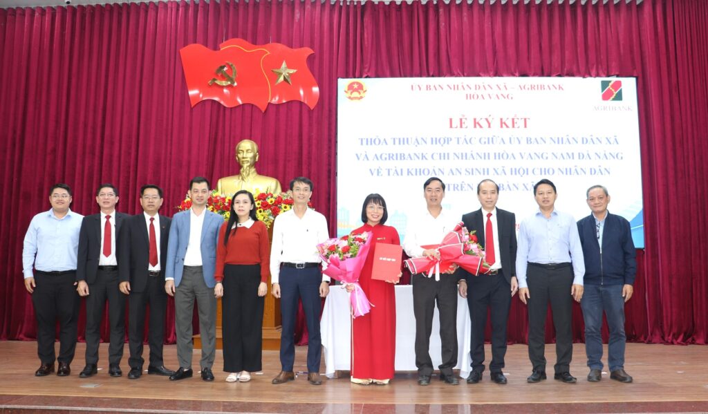 Hoa Vang chi tra che do anh sinh qua ngan hang