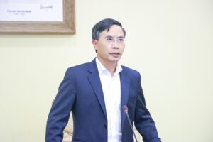 LAM VIEC (2)
