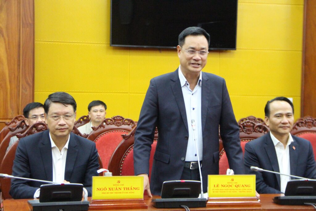 Lam viec voi Ban thuong vu Quang Tri 2026