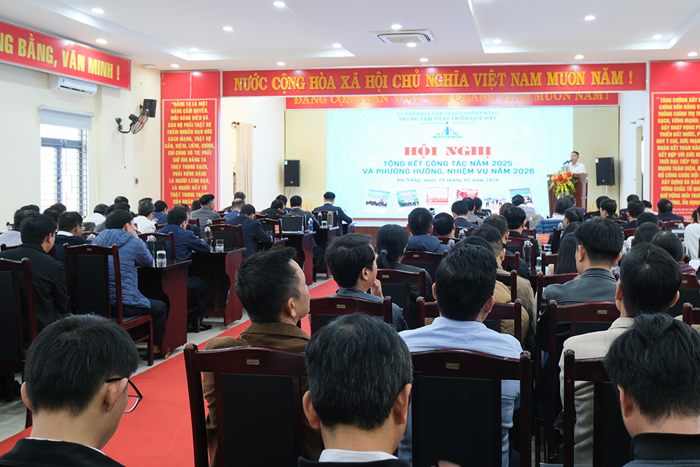 Tong ket Trung tam phat trien quy dat 2025 1