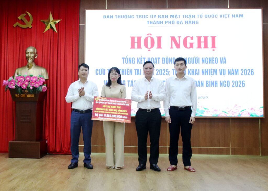 Tong ket hoat dong quy vi nguoi ngheo 2025 1