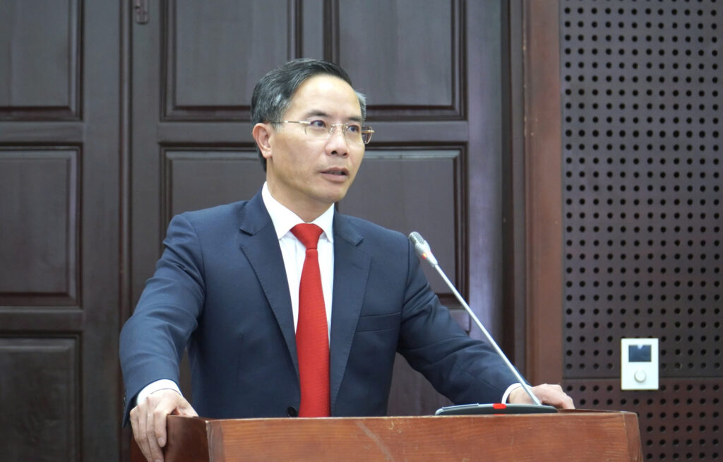 Trao huy hieu dang 30 01 26 4