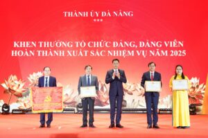 96 nam ngay thanh lap Dang_2