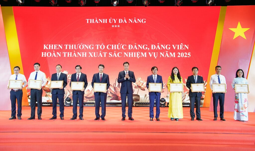 96 nam ngay thanh lap Dang 3