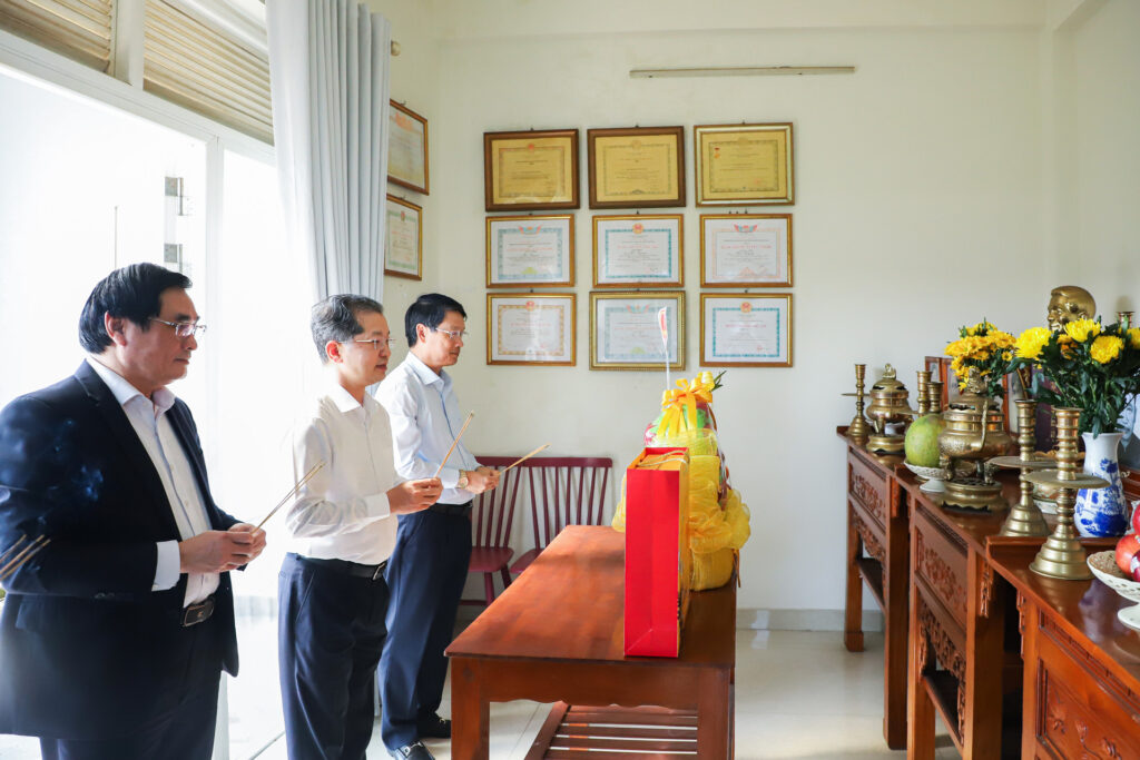 Chanh an toa an nhan dan toi cao chuc tet Da Nang 6