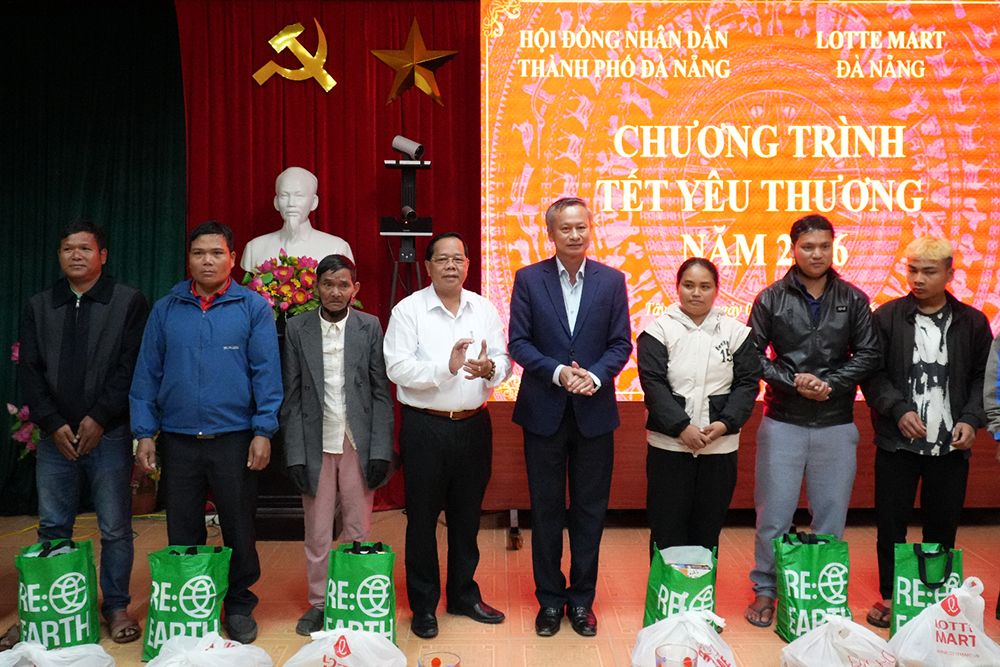 Chuc Tet Tay Giang 2026 1