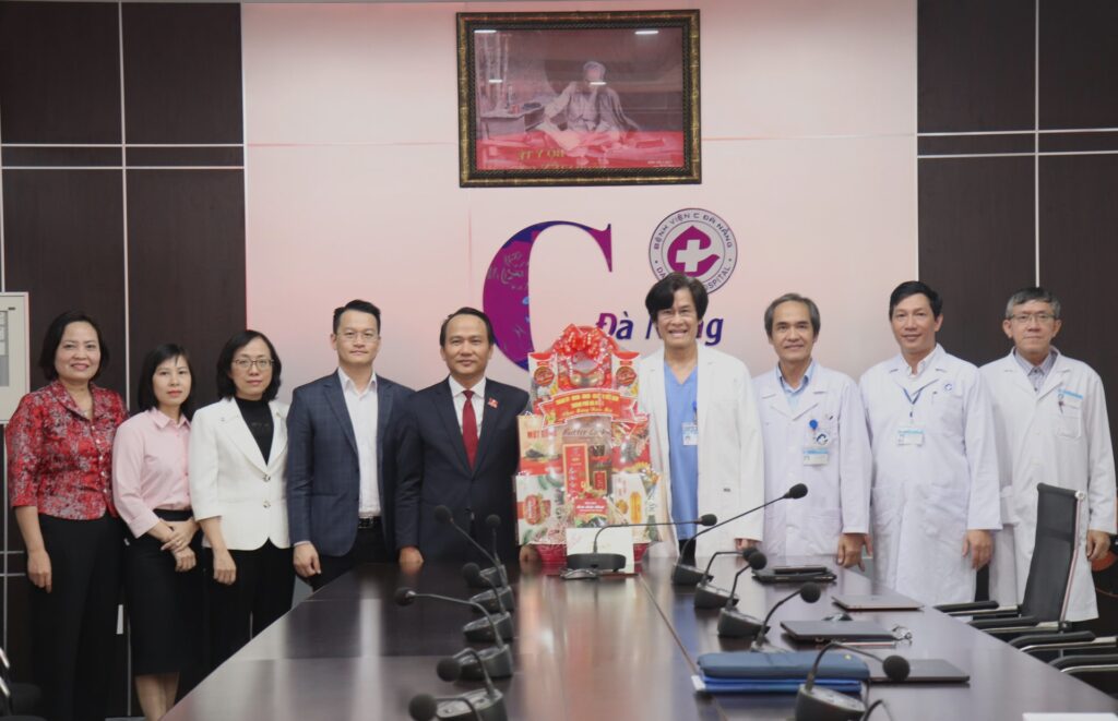 Chuc Tet benh vien 2026 1