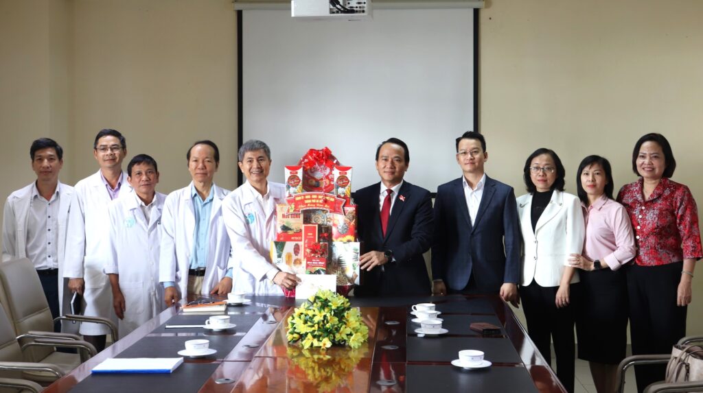 Chuc Tet benh vien 2026 2