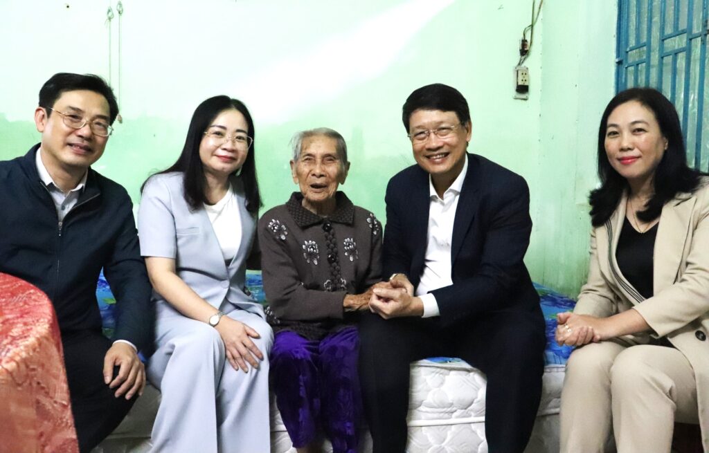 Chuc Tet gia dinh chinh sach 2026