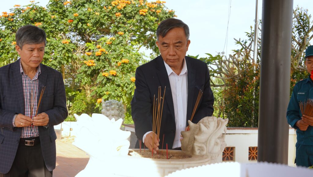Chuc tet Dien Ban Dong 2026