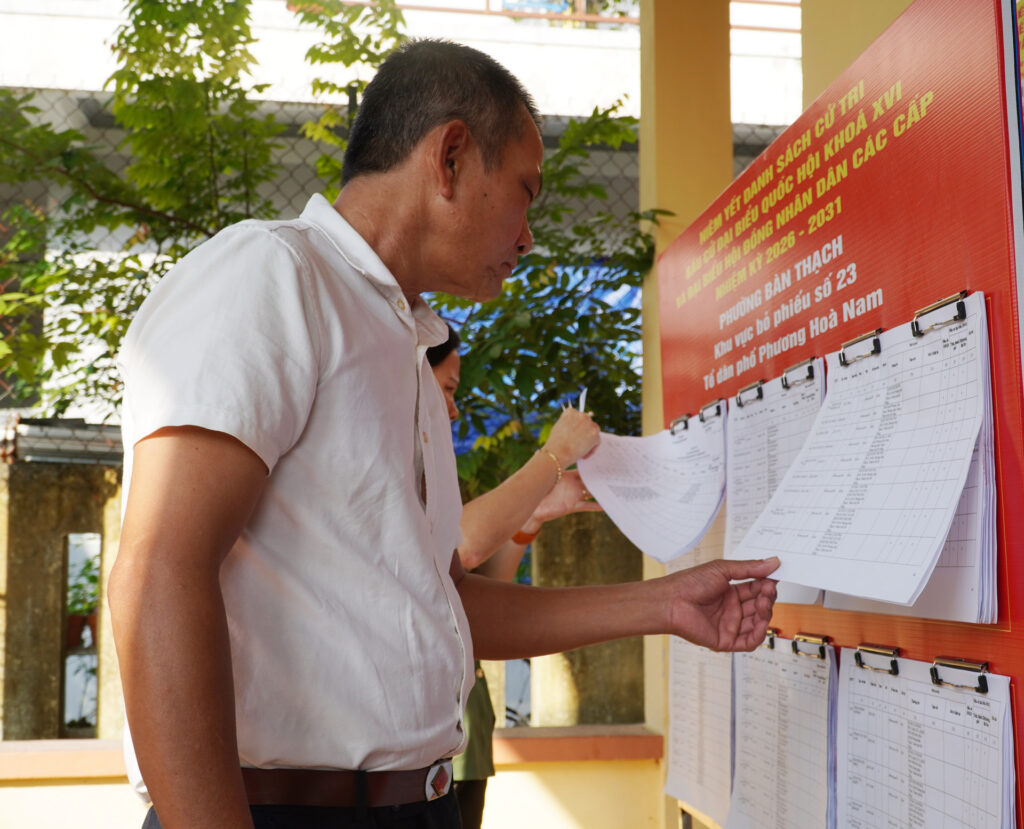 De nghi cu tri thuc hien quyen bau cu 1