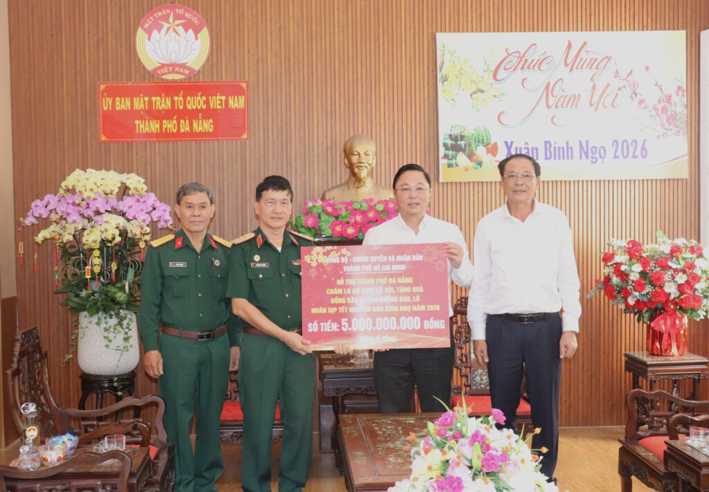 HCM ho tro Da Nang an sinh Tet
