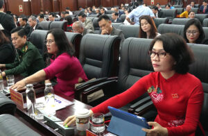 Ho tro FPT linh vuc vi mach ban dan