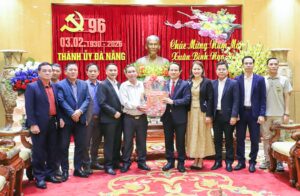 Hoi dong huong Thanh Hoa chuc Tet 2026