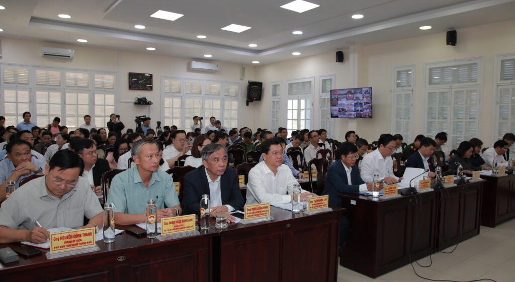 Huong dan nguoi ung cu tiep xuc cu tri
