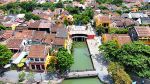 Phi tham quan cong trinh