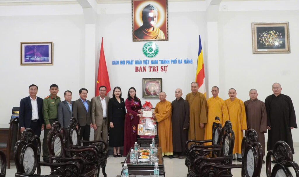 Tham cac to chuc ton giao nhan dip tet 2026 1