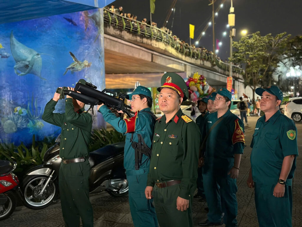 UAV vi pham
