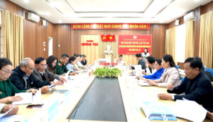 Ung dung cong nghe vao bau cu Huong Tra