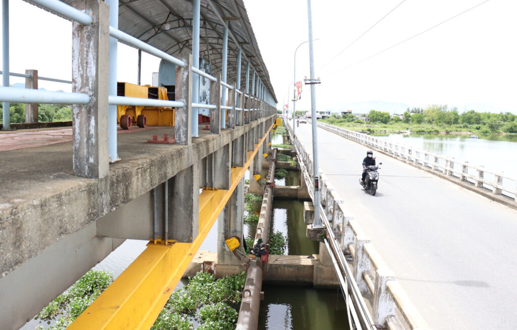 Ung pho xam nhap man 2026 1