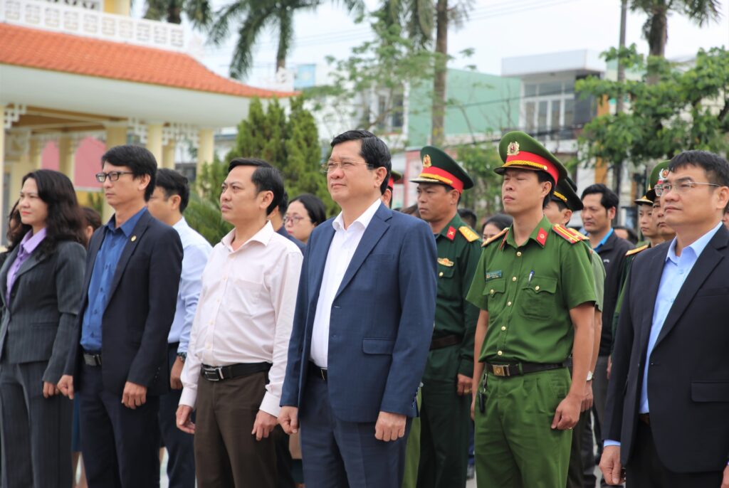Vieng Nghia trang liet sy Tam Ky 2026