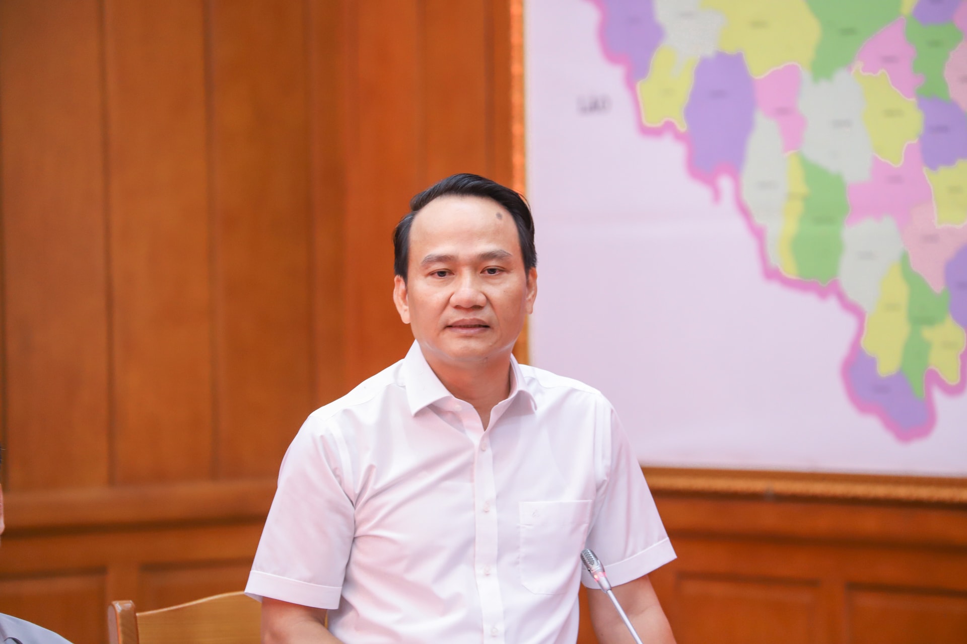 11 pho bi thu