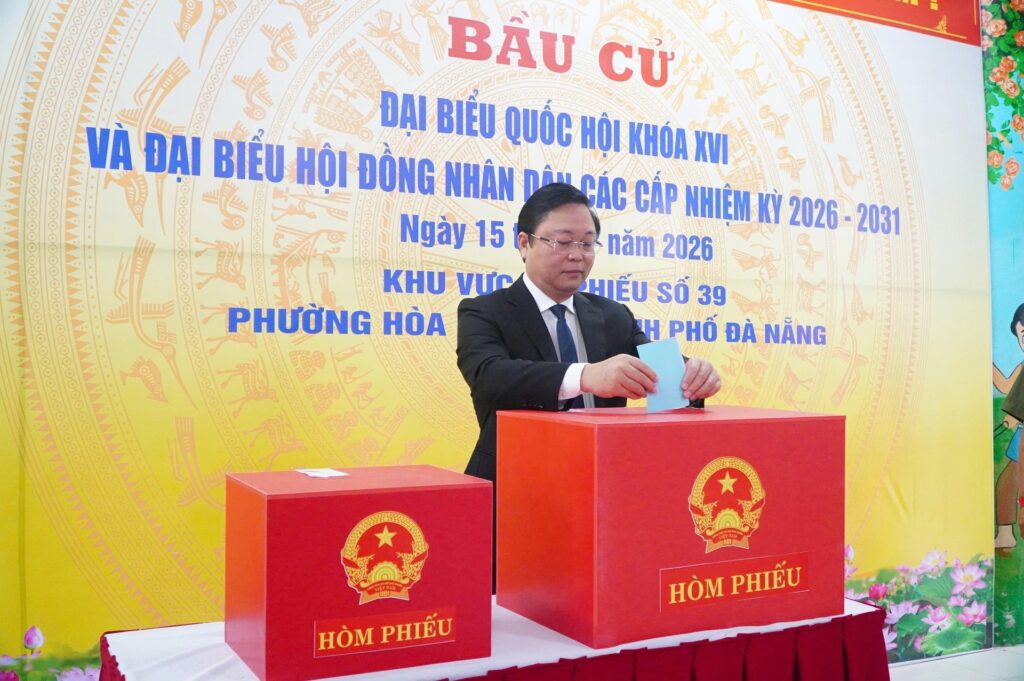 Cu tri bo phieu 25