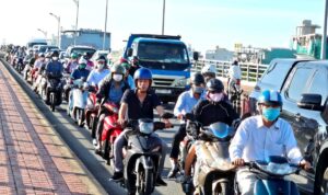 Cum du an 2 ben bac Hoa Xuan_1