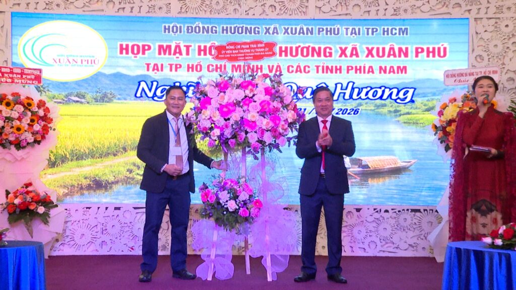 Dong huong Xuan Phu tai HCM