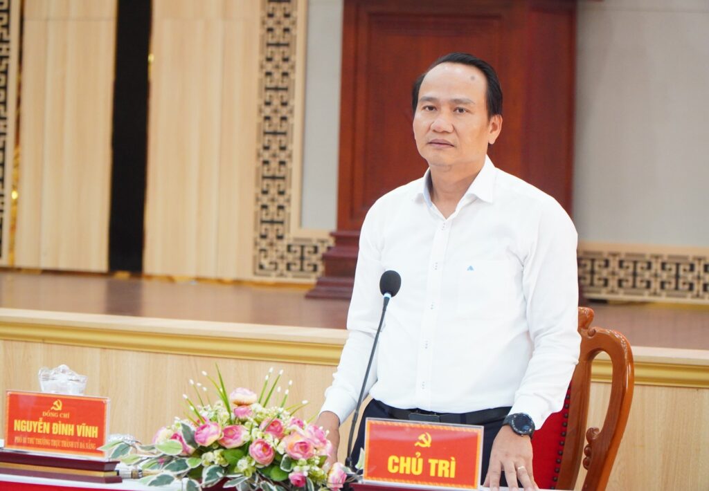 Giao ban cong tac Dang quy 1 2026