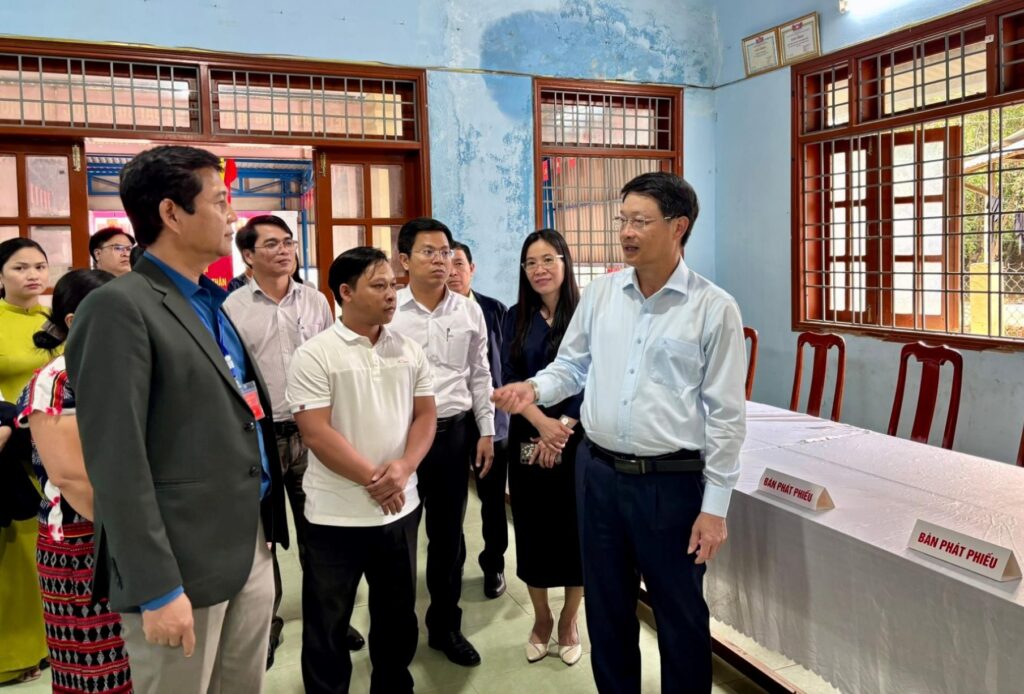 Kiem tra bau cu xa Thanh My 2