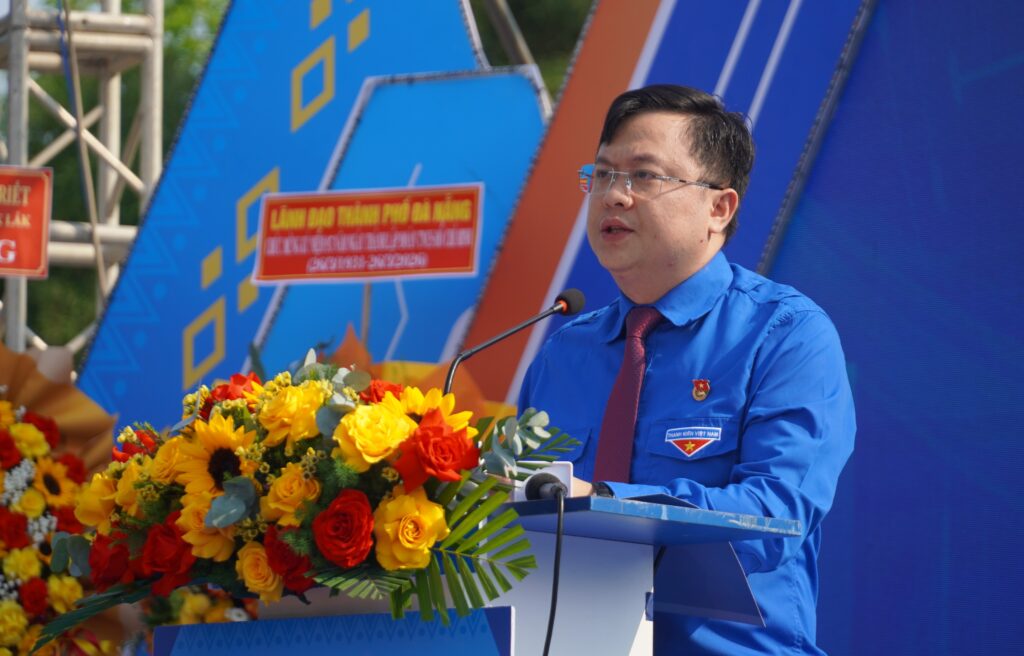 Lien hoan Tuoi tre Da Nang 1