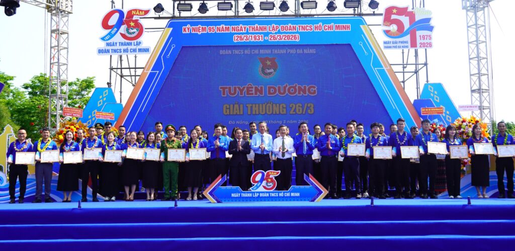 Lien hoan Tuoi tre Da Nang 3