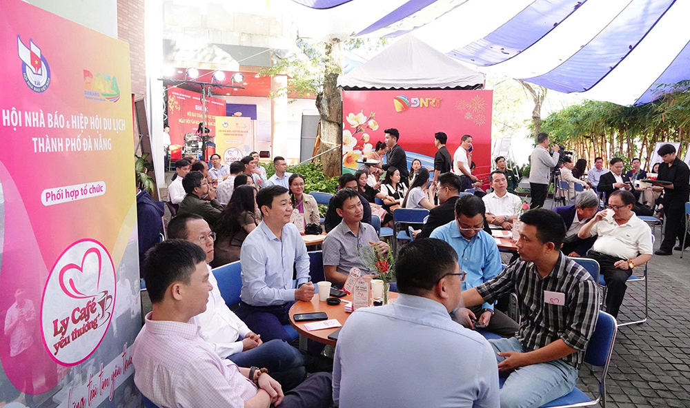 Ly cafe yeu thuong lan 1 2026 1