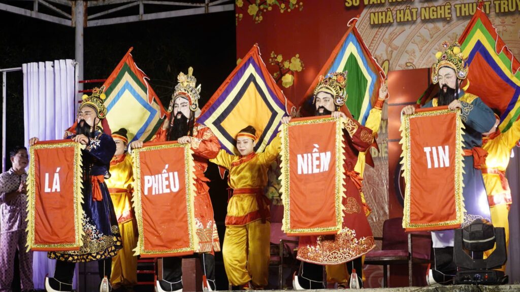 Nghe thuat tuong va bau cu