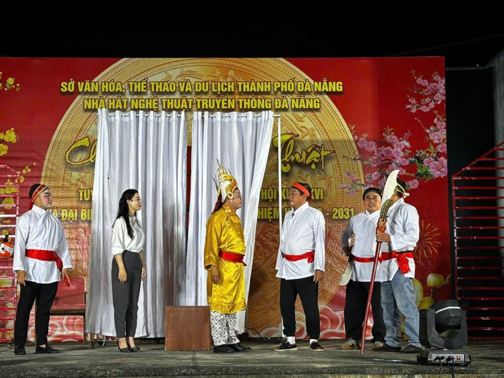 Nghe thuat tuong va bau cu 1