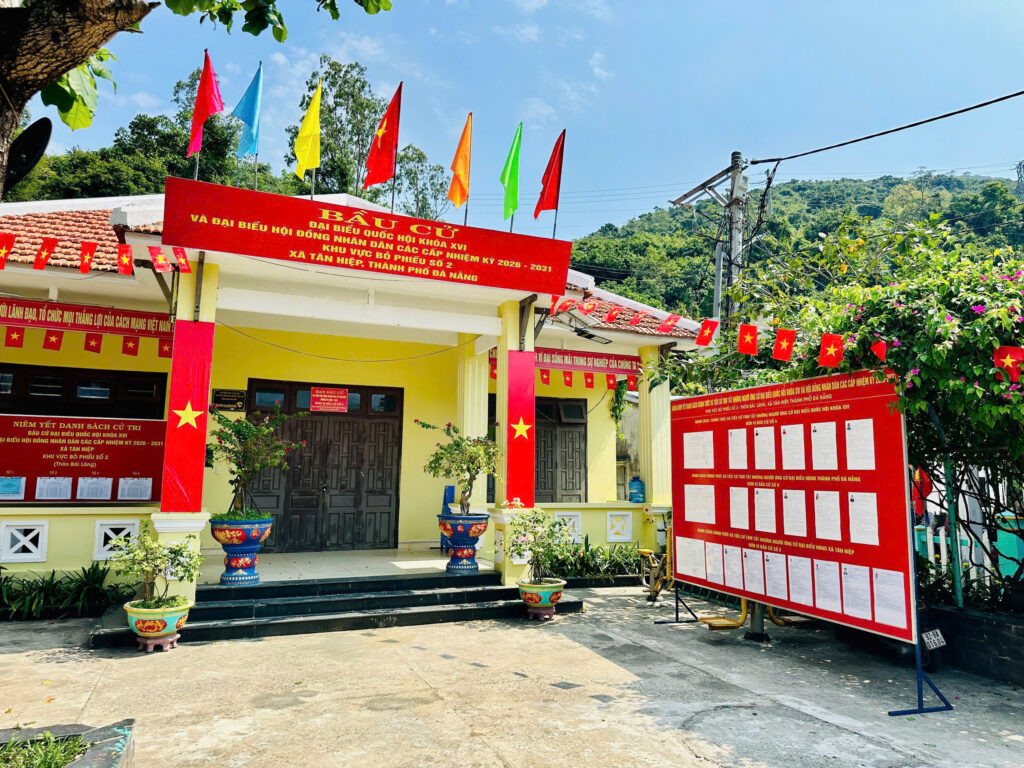 Ngu dan vung dao voi bau cu 2