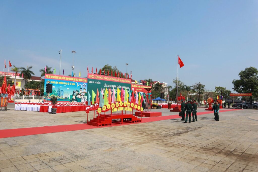 San sang cho le ra quan 2026