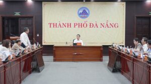 UBND thanh pho hop thuong ky thang 3-2026