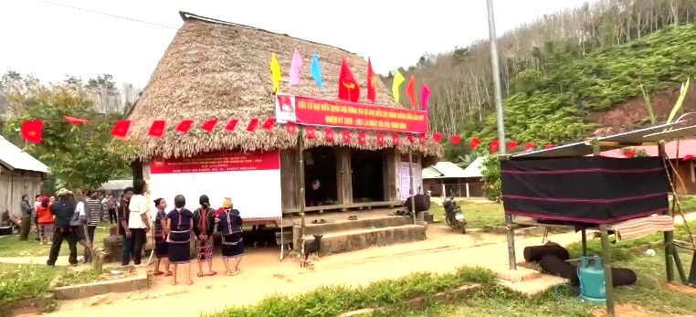 Ung dung cong nghe vao bau cu