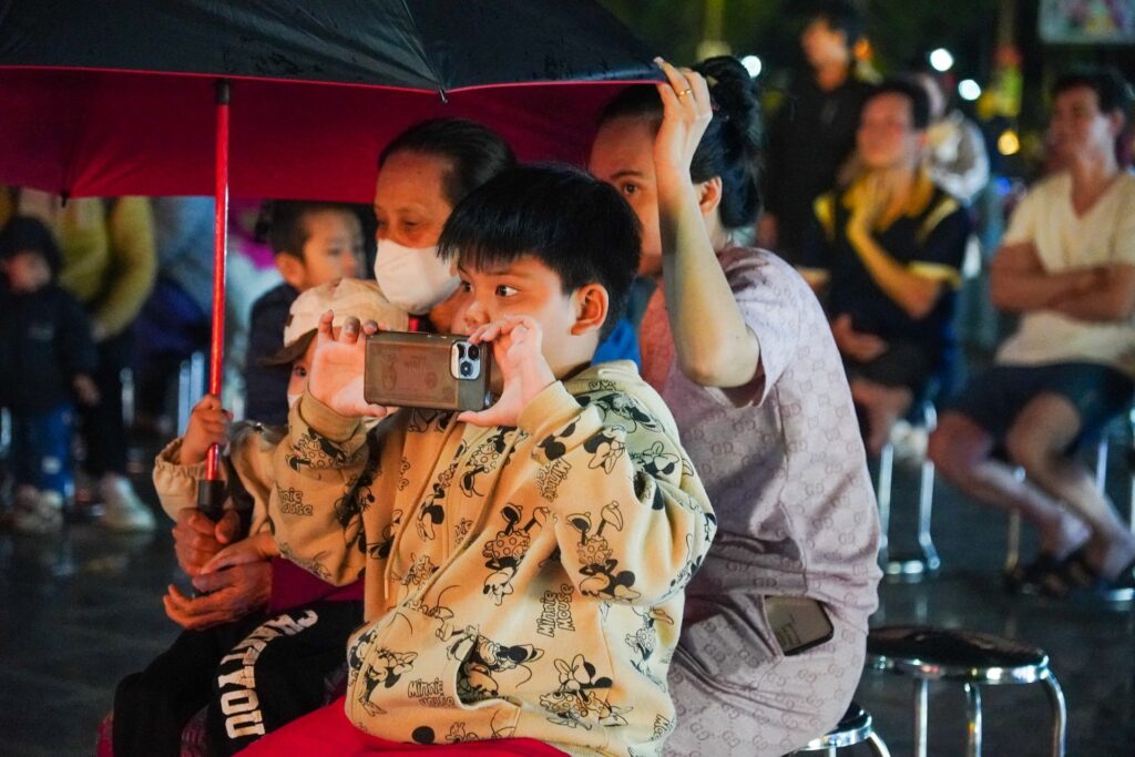 Van nghe Gui tron niem tin 2
