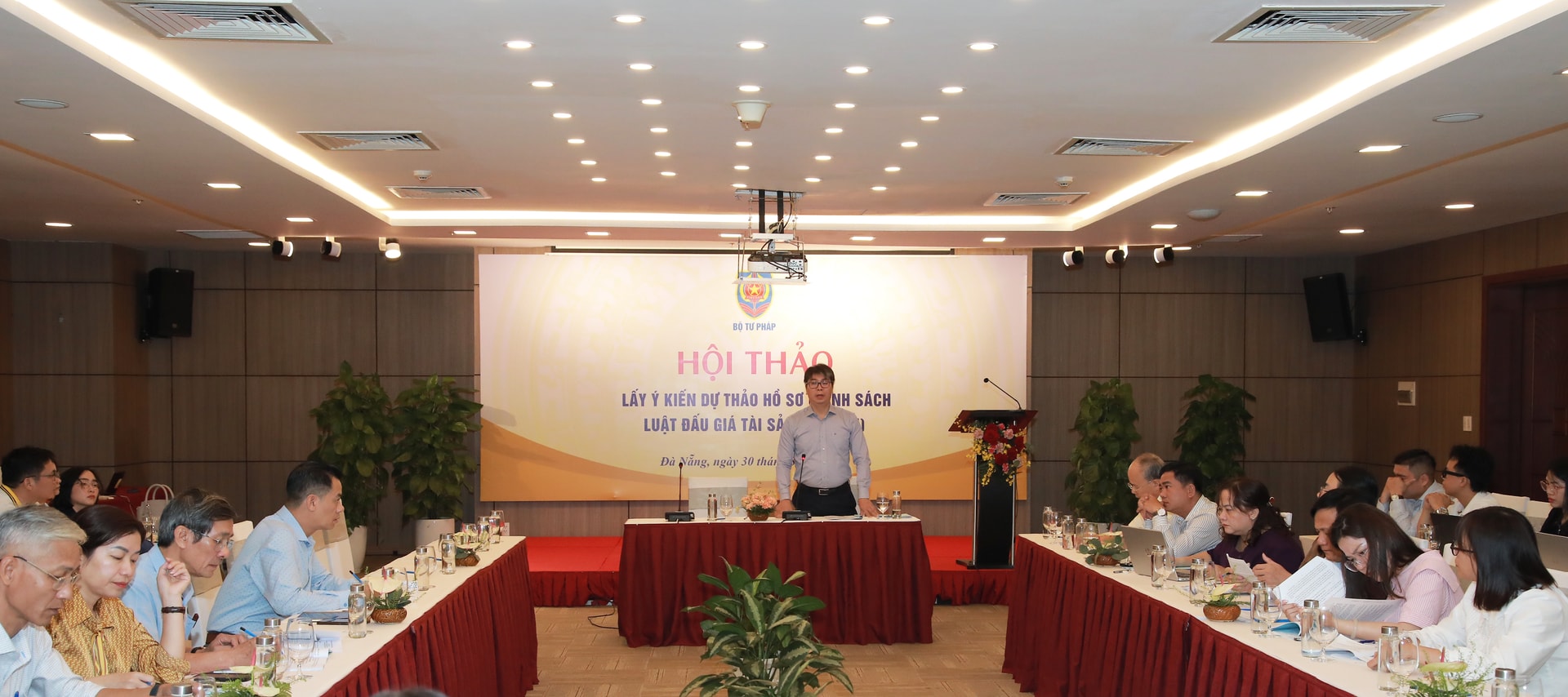 Bộ Tư pháp lấy ý kiến đối với hồ sơ chính sách Luật Đấu giá tài sản (sửa đổi)